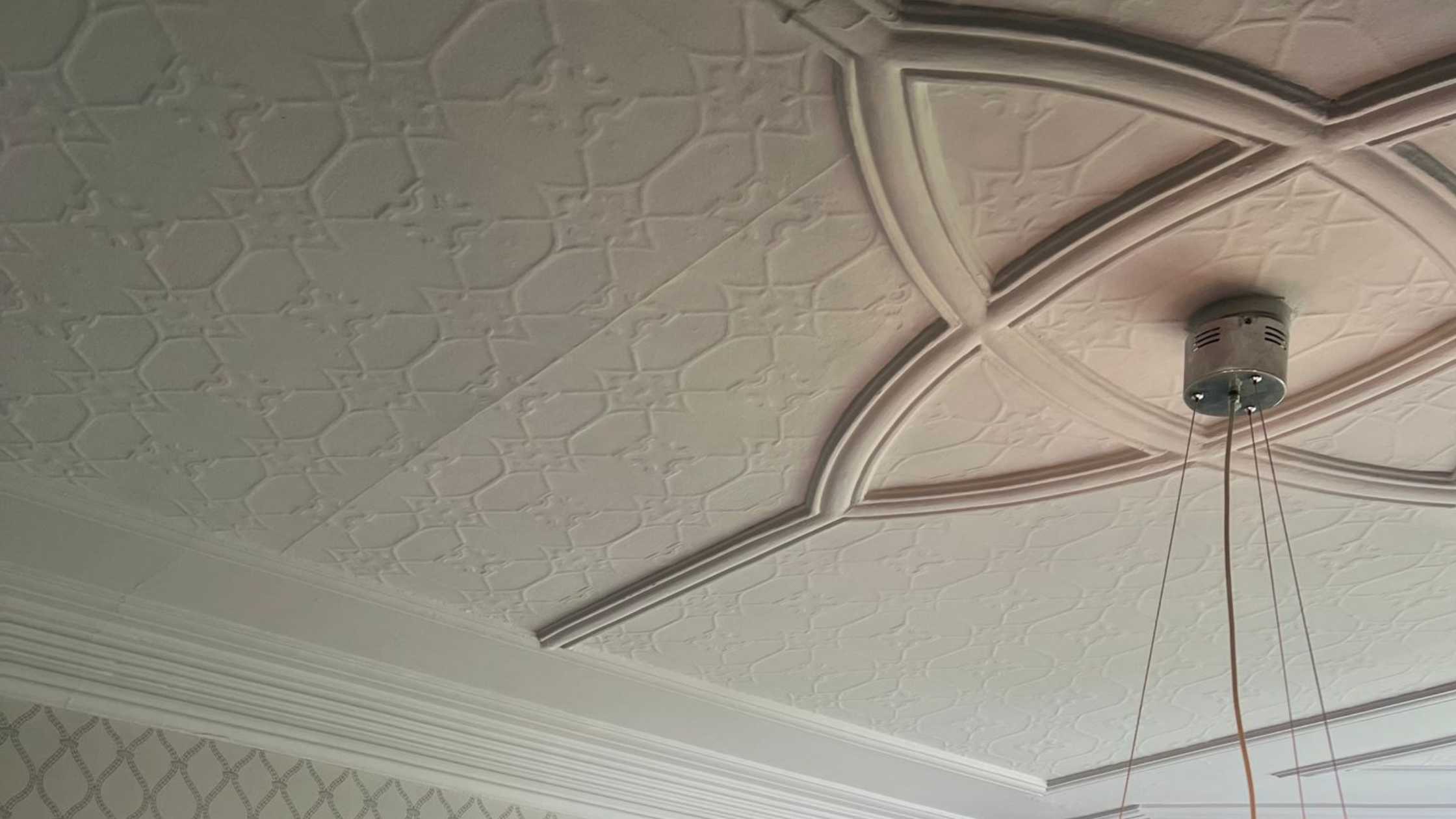 The Art of Repair: Breathing New Life into a Damaged Plaster Cornice